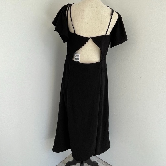 UO black cold off the shoulder midi dress - Picture 8 of 14